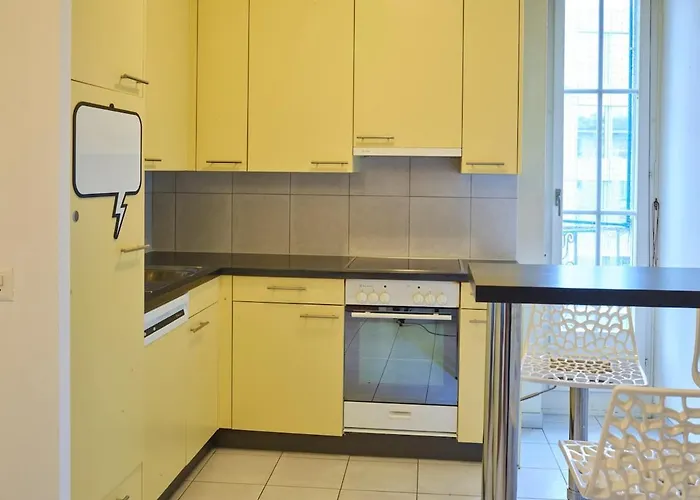 65 Sqm Center דירה